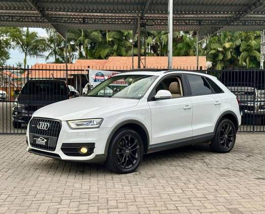 AUDI Q3 2.0 TFSI AMBIENTE QUATTRO 4P GASOLINA S TRONIC